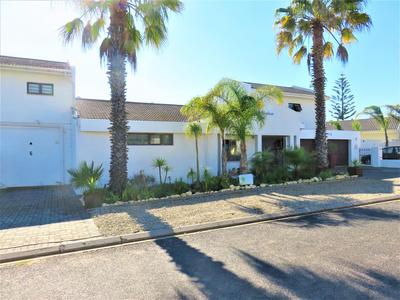 Guest House For Sale in Country Club, Langebaan